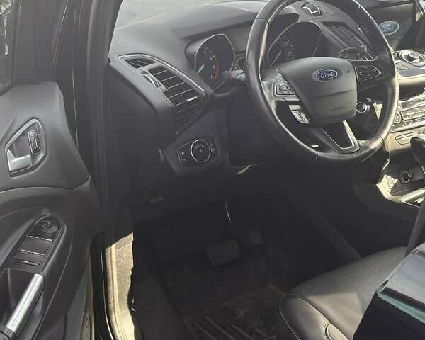 Чорний Форд Ескейп, об'ємом двигуна 1.5 л та пробігом 203 тис. км за 11999 $, фото 13 на Automoto.ua