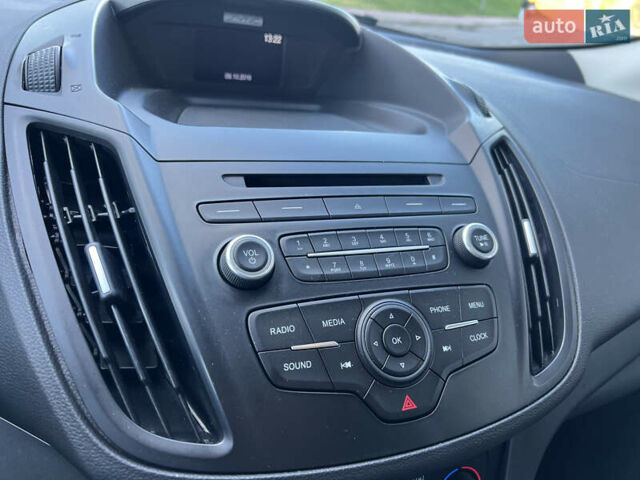 Форд Эскейп 2017 в Киеве на Automoto.ua Черный Форд Эскейп, объемом двигателя 2.5 л и пробегом 98 тыс. км за 13500 $, фото 52 на Automoto.ua