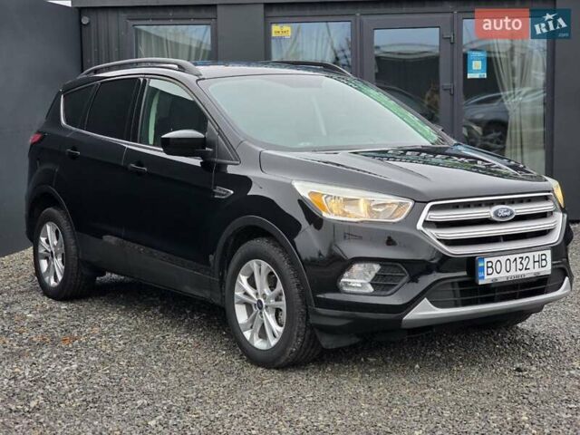 Черный Форд Эскейп, объемом двигателя 1.5 л и пробегом 86 тыс. км за 13999 $, фото 4 на Automoto.ua