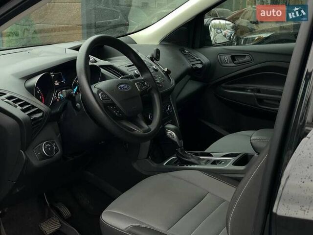 Черный Форд Эскейп, объемом двигателя 2.5 л и пробегом 164 тыс. км за 13198 $, фото 22 на Automoto.ua