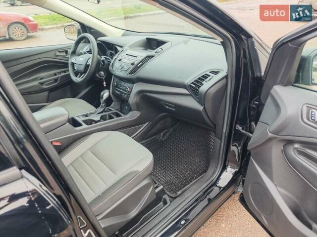 Черный Форд Эскейп, объемом двигателя 2.5 л и пробегом 187 тыс. км за 13500 $, фото 22 на Automoto.ua