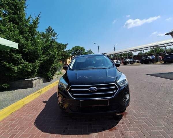 Черный Форд Эскейп, объемом двигателя 1.5 л и пробегом 109 тыс. км за 14000 $, фото 1 на Automoto.ua