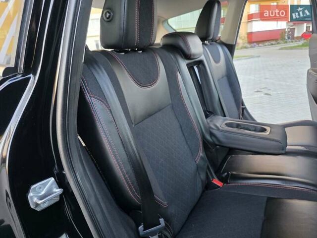 Черный Форд Эскейп, объемом двигателя 1.5 л и пробегом 106 тыс. км за 10999 $, фото 102 на Automoto.ua