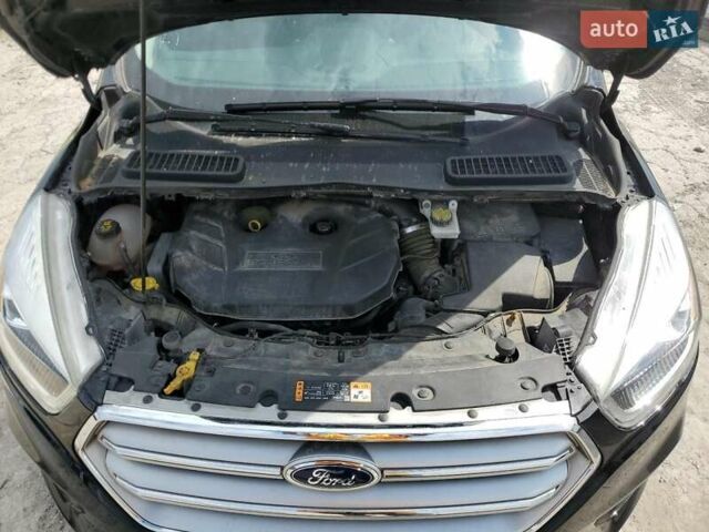 Черный Форд Эскейп, объемом двигателя 2 л и пробегом 78 тыс. км за 1200 $, фото 11 на Automoto.ua