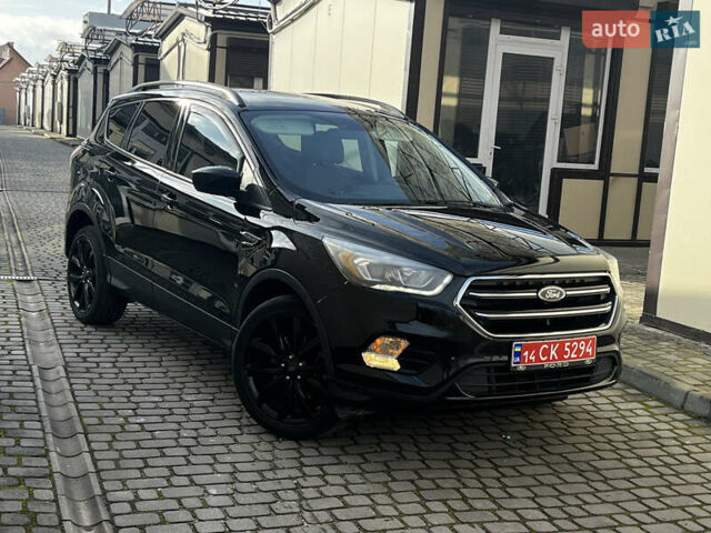 Черный Форд Эскейп, объемом двигателя 1.5 л и пробегом 151 тыс. км за 11990 $, фото 5 на Automoto.ua