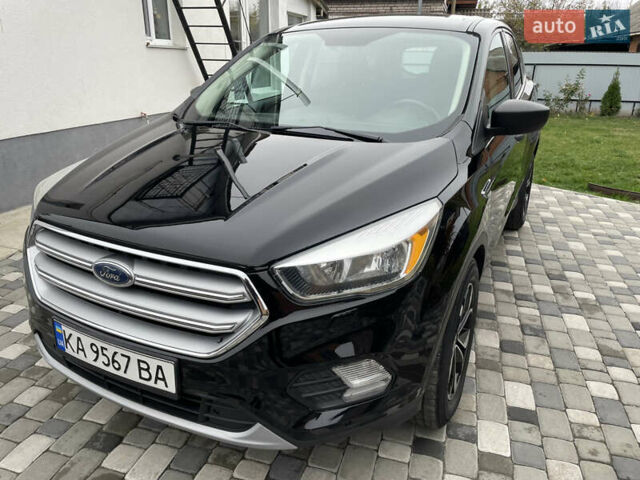 Черный Форд Эскейп, объемом двигателя 2.5 л и пробегом 197 тыс. км за 13000 $, фото 1 на Automoto.ua