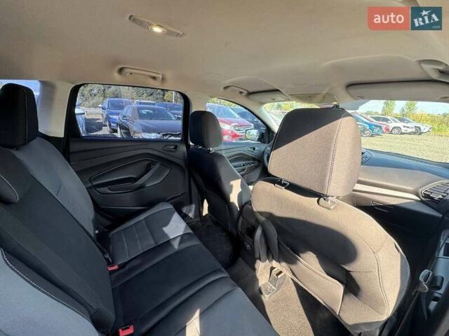 Черный Форд Эскейп, объемом двигателя 2.5 л и пробегом 138 тыс. км за 10500 $, фото 8 на Automoto.ua