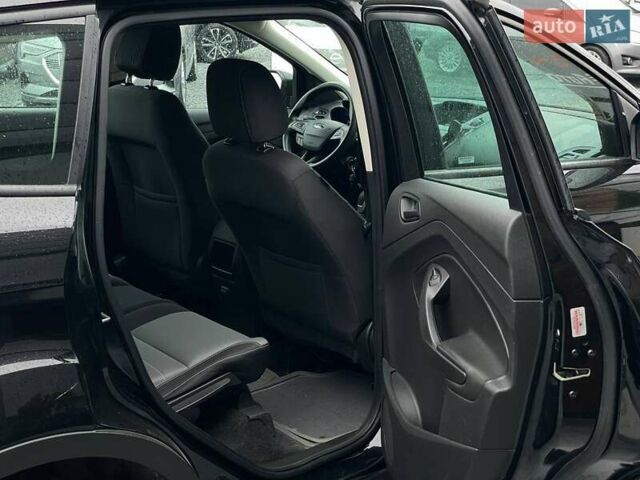 Черный Форд Эскейп, объемом двигателя 2.5 л и пробегом 164 тыс. км за 13198 $, фото 44 на Automoto.ua