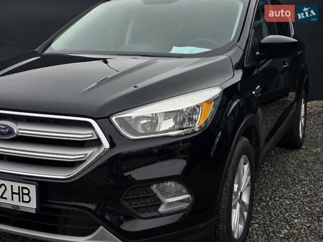 Черный Форд Эскейп, объемом двигателя 1.5 л и пробегом 86 тыс. км за 13999 $, фото 6 на Automoto.ua