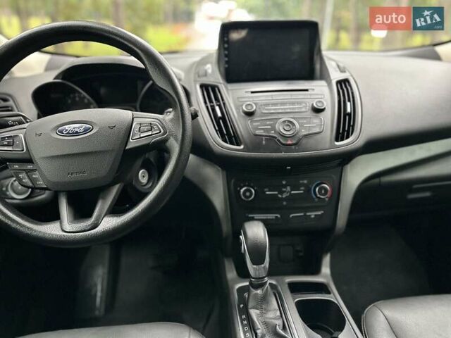 Черный Форд Эскейп, объемом двигателя 2.49 л и пробегом 129 тыс. км за 12450 $, фото 23 на Automoto.ua