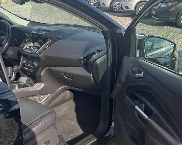 Чорний Форд Ескейп, об'ємом двигуна 1.5 л та пробігом 203 тис. км за 11999 $, фото 7 на Automoto.ua