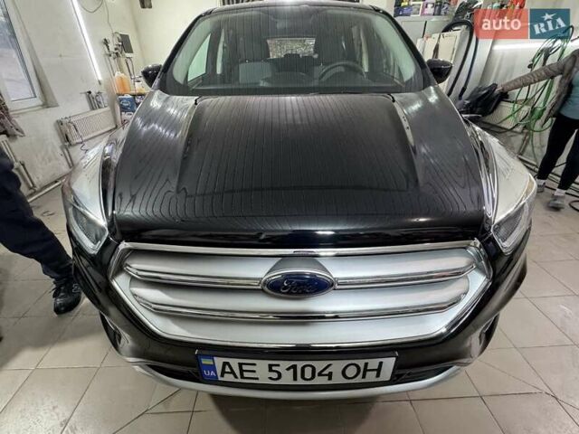 Черный Форд Эскейп, объемом двигателя 1.5 л и пробегом 98 тыс. км за 12500 $, фото 1 на Automoto.ua