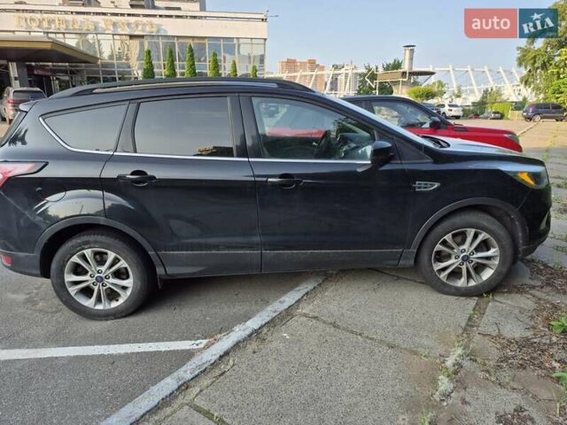 Чорний Форд Ескейп, об'ємом двигуна 1.5 л та пробігом 140 тис. км за 14000 $, фото 2 на Automoto.ua