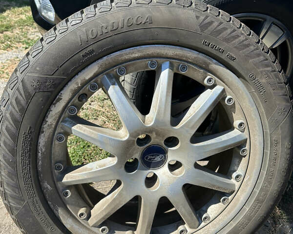 Черный Форд Эскейп, объемом двигателя 2 л и пробегом 111 тыс. км за 13300 $, фото 22 на Automoto.ua