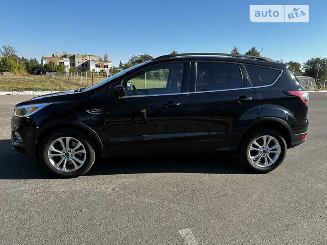 Черный Форд Эскейп, объемом двигателя 1.5 л и пробегом 128 тыс. км за 11300 $, фото 3 на Automoto.ua