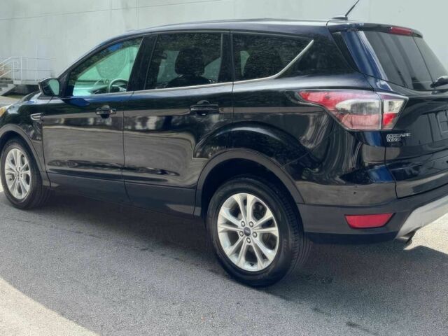 Черный Форд Эскейп, объемом двигателя 1.5 л и пробегом 52 тыс. км за 9000 $, фото 5 на Automoto.ua