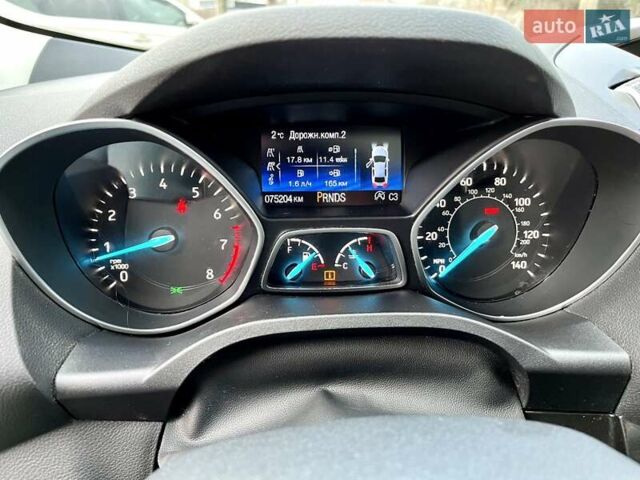 Чорний Форд Ескейп, об'ємом двигуна 2 л та пробігом 83 тис. км за 16900 $, фото 46 на Automoto.ua