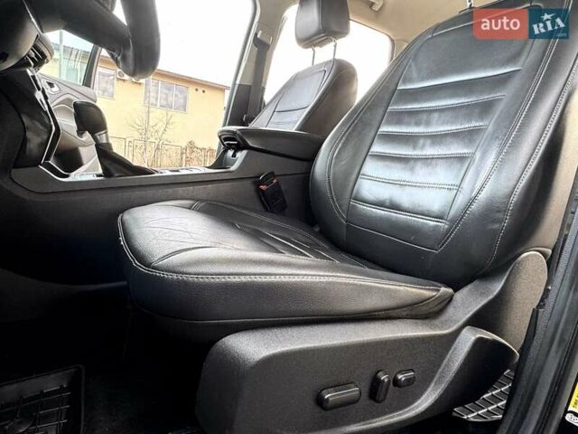 Чорний Форд Ескейп, об'ємом двигуна 1.5 л та пробігом 239 тис. км за 12300 $, фото 37 на Automoto.ua