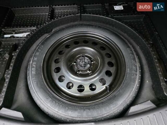 Черный Форд Эскейп, объемом двигателя 1.5 л и пробегом 86 тыс. км за 13999 $, фото 15 на Automoto.ua