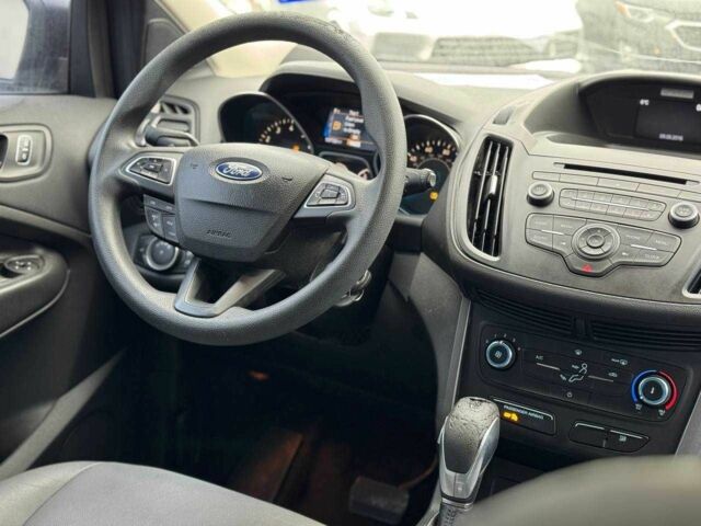 Черный Форд Эскейп, объемом двигателя 2.5 л и пробегом 136 тыс. км за 9400 $, фото 7 на Automoto.ua