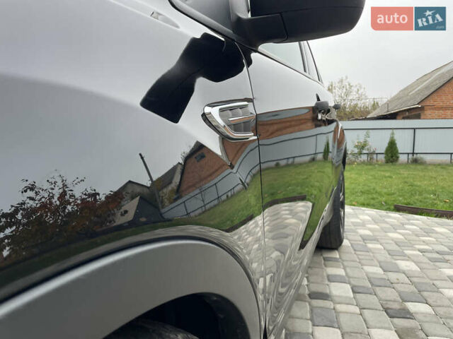 Черный Форд Эскейп, объемом двигателя 2.5 л и пробегом 197 тыс. км за 13000 $, фото 27 на Automoto.ua