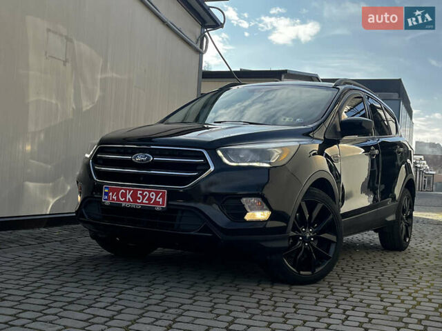 Черный Форд Эскейп, объемом двигателя 1.5 л и пробегом 151 тыс. км за 11990 $, фото 19 на Automoto.ua