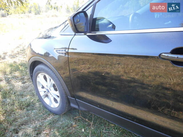 Форд Эскейп 2017 в Пирятине на Automoto.ua Черный Форд Эскейп, объемом двигателя 1.5 л и пробегом 122 тыс. км за 12880 $, фото 3 на Automoto.ua