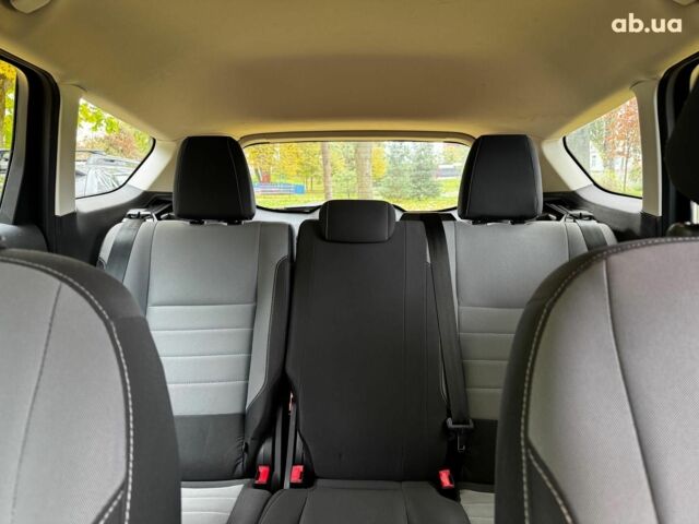 Черный Форд Эскейп, объемом двигателя 2.5 л и пробегом 201 тыс. км за 15290 $, фото 21 на Automoto.ua