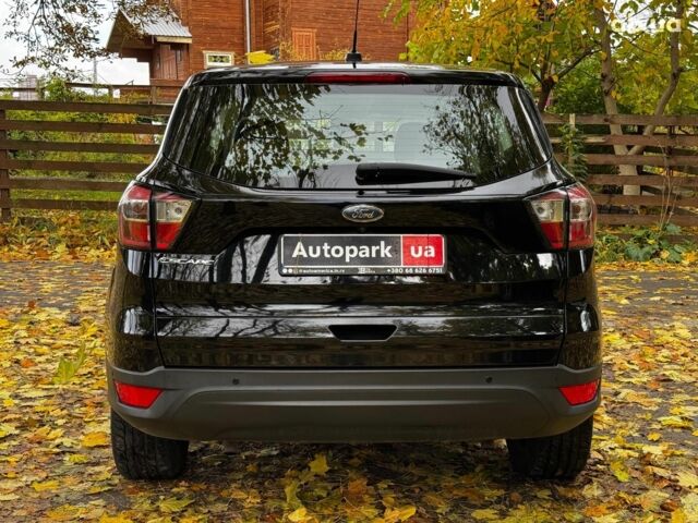 Черный Форд Эскейп, объемом двигателя 2.5 л и пробегом 201 тыс. км за 15290 $, фото 7 на Automoto.ua