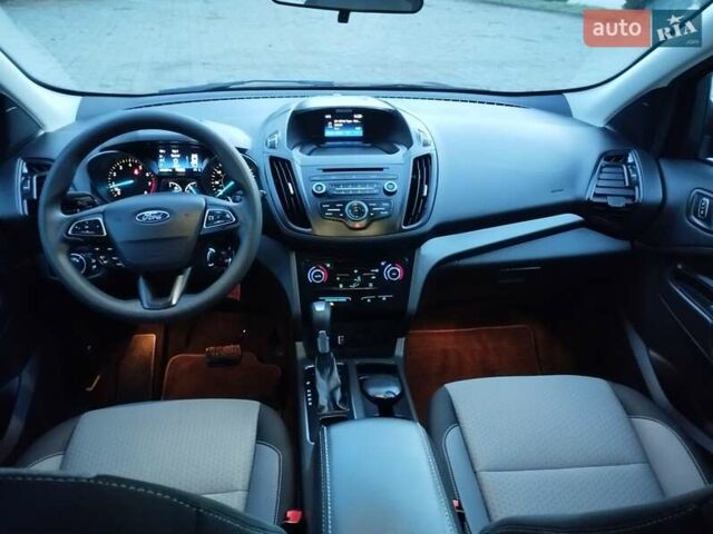 Чорний Форд Ескейп, об'ємом двигуна 1.5 л та пробігом 218 тис. км за 11000 $, фото 17 на Automoto.ua