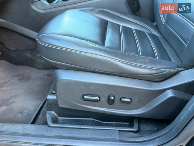 Черный Форд Эскейп, объемом двигателя 1.5 л и пробегом 147 тыс. км за 12600 $, фото 37 на Automoto.ua