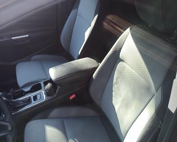 Черный Форд Эскейп, объемом двигателя 1.5 л и пробегом 162 тыс. км за 10999 $, фото 7 на Automoto.ua