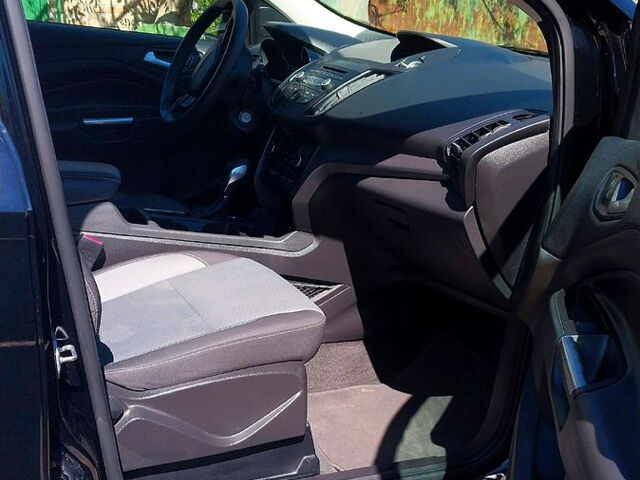 Черный Форд Эскейп, объемом двигателя 1.5 л и пробегом 122 тыс. км за 12350 $, фото 9 на Automoto.ua