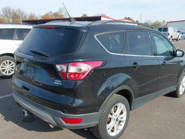 Чорний Форд Ескейп, об'ємом двигуна 1.5 л та пробігом 169 тис. км за 9300 $, фото 3 на Automoto.ua