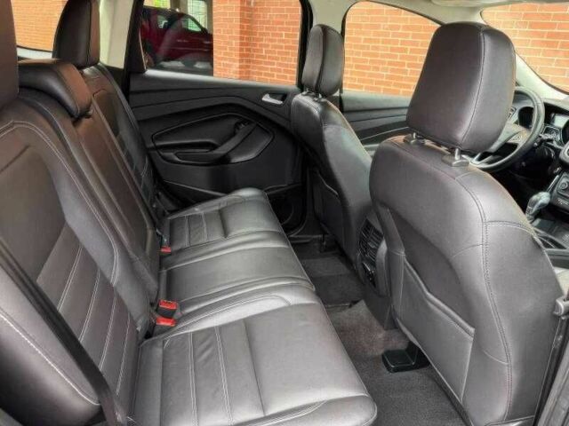 Черный Форд Эскейп, объемом двигателя 2 л и пробегом 99 тыс. км за 3500 $, фото 15 на Automoto.ua