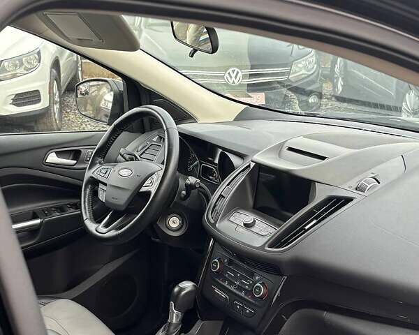 Черный Форд Эскейп, объемом двигателя 1.5 л и пробегом 189 тыс. км за 11499 $, фото 9 на Automoto.ua