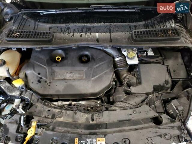 Черный Форд Эскейп, объемом двигателя 2 л и пробегом 105 тыс. км за 2500 $, фото 11 на Automoto.ua
