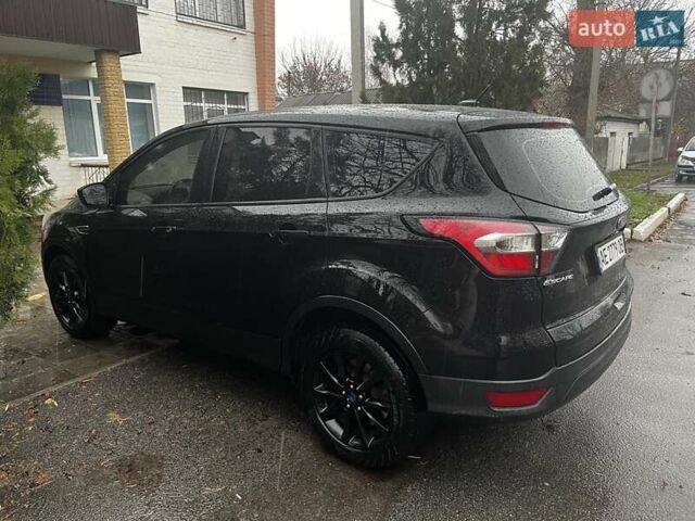 Черный Форд Эскейп, объемом двигателя 2.49 л и пробегом 151 тыс. км за 13100 $, фото 4 на Automoto.ua