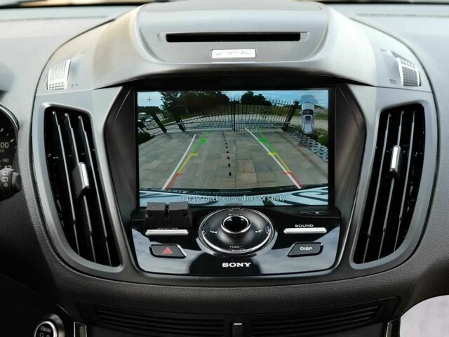 Черный Форд Эскейп, объемом двигателя 2 л и пробегом 89 тыс. км за 9000 $, фото 9 на Automoto.ua