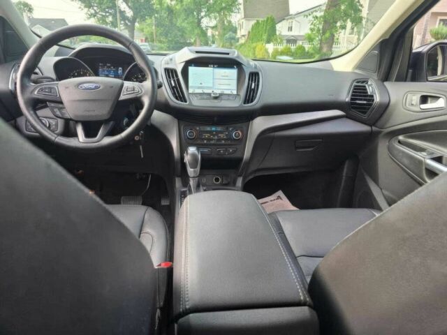 Форд Ескейп 2018 у Львові на Automoto.ua Чорний Форд Ескейп, об'ємом двигуна 1.5 л та пробігом 49 тис. км за 11000 $, фото 6 на Automoto.ua