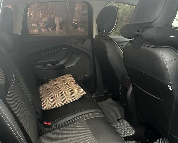 Черный Форд Эскейп, объемом двигателя 2.49 л и пробегом 151 тыс. км за 13100 $, фото 9 на Automoto.ua