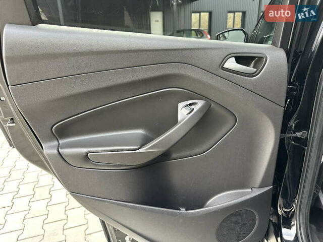 Черный Форд Эскейп, объемом двигателя 1.5 л и пробегом 142 тыс. км за 12990 $, фото 49 на Automoto.ua