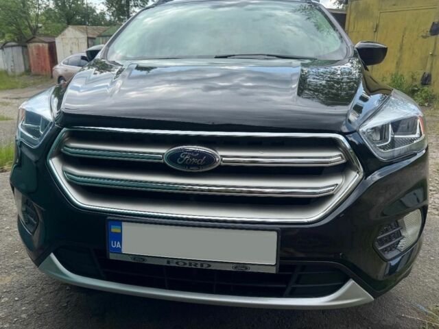 Чорний Форд Ескейп, об'ємом двигуна 1.5 л та пробігом 77 тис. км за 14000 $, фото 3 на Automoto.ua