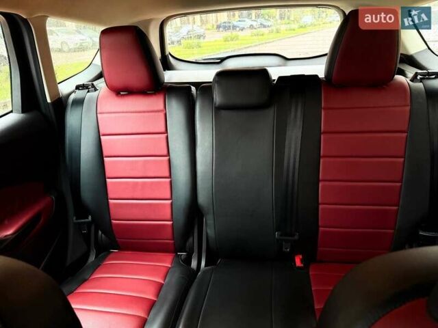 Чорний Форд Ескейп, об'ємом двигуна 2.49 л та пробігом 146 тис. км за 13600 $, фото 13 на Automoto.ua