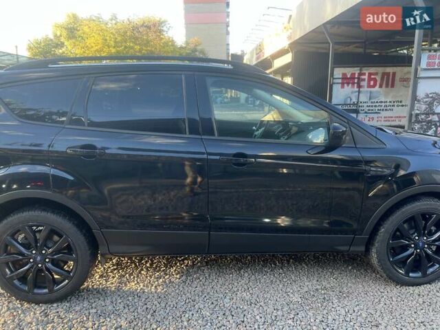 Черный Форд Эскейп, объемом двигателя 1.5 л и пробегом 90 тыс. км за 14000 $, фото 2 на Automoto.ua
