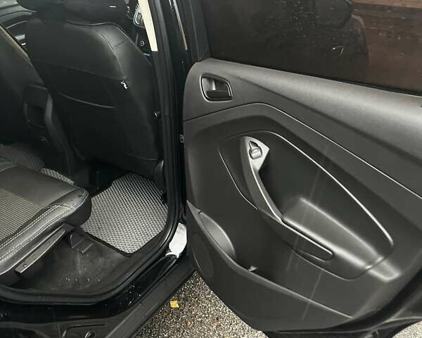 Черный Форд Эскейп, объемом двигателя 2.49 л и пробегом 151 тыс. км за 13100 $, фото 8 на Automoto.ua