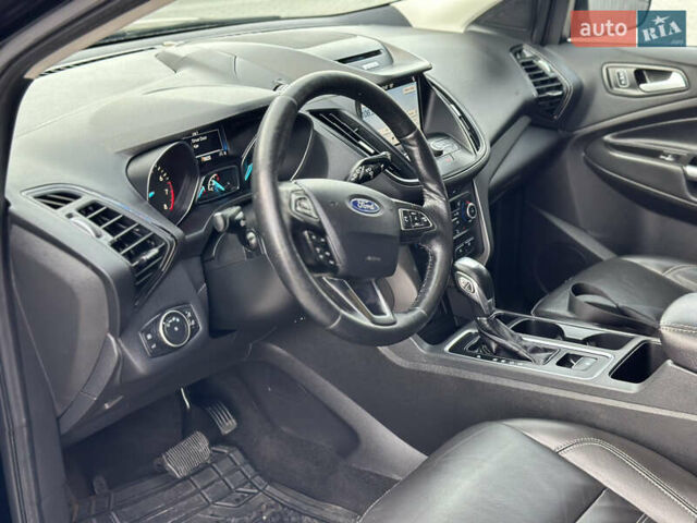 Черный Форд Эскейп, объемом двигателя 1.5 л и пробегом 142 тыс. км за 12990 $, фото 24 на Automoto.ua