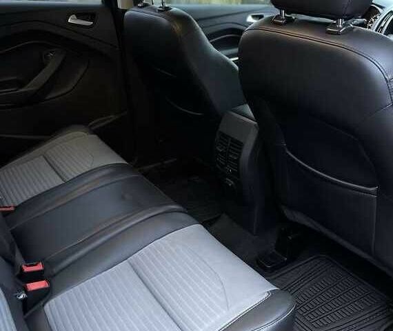 Черный Форд Эскейп, объемом двигателя 1.5 л и пробегом 132 тыс. км за 9300 $, фото 8 на Automoto.ua