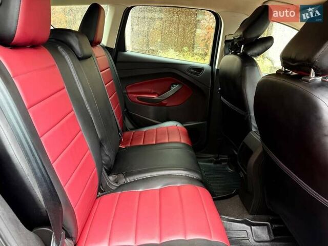 Чорний Форд Ескейп, об'ємом двигуна 2.49 л та пробігом 146 тис. км за 13600 $, фото 12 на Automoto.ua
