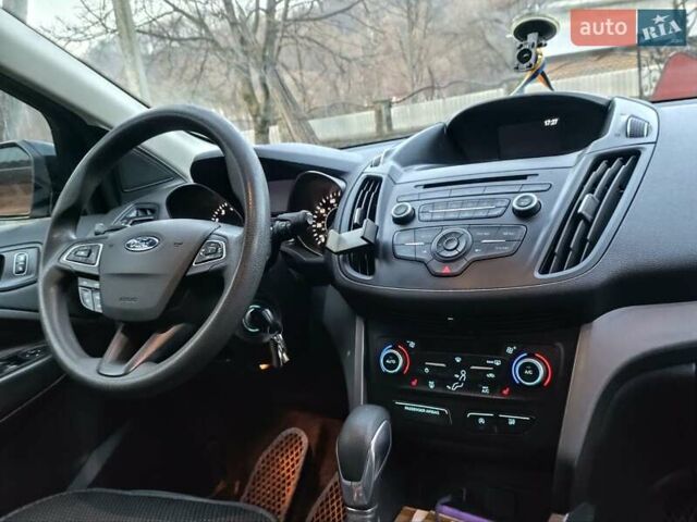 Черный Форд Эскейп, объемом двигателя 1.5 л и пробегом 86 тыс. км за 11500 $, фото 19 на Automoto.ua